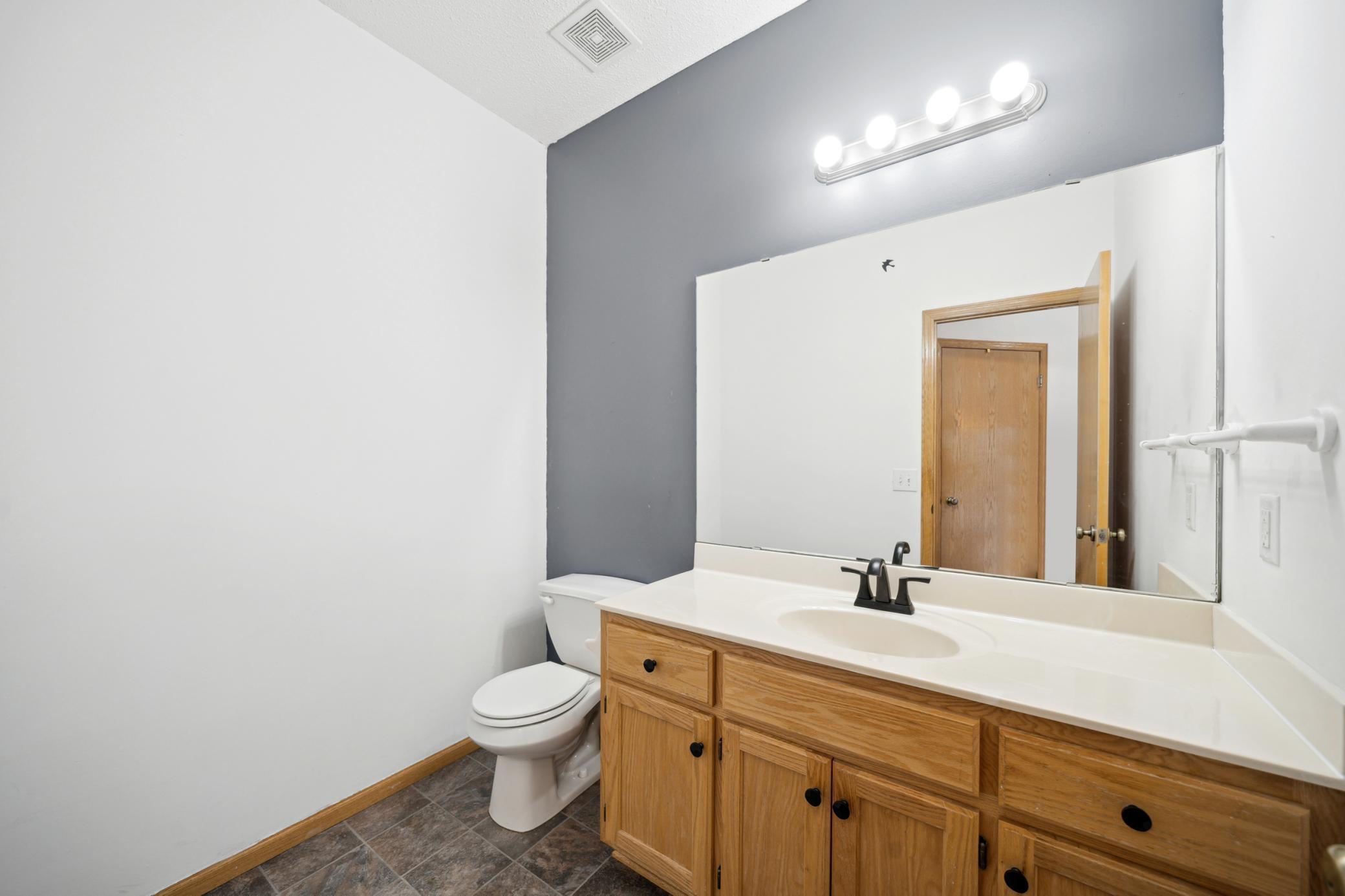 16917 Embers Avenue #1202, Lakeville, Minnesota image 11