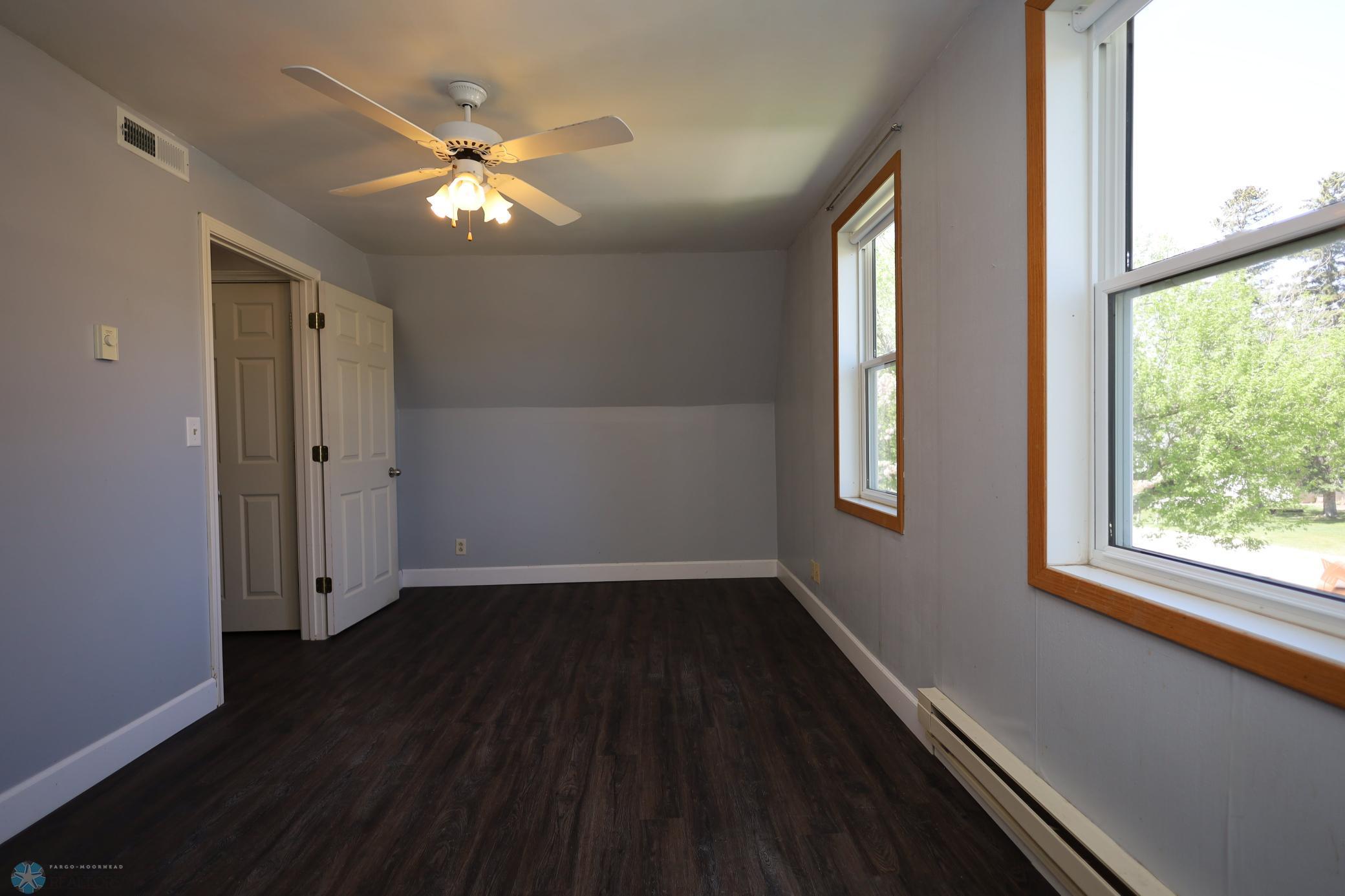 327 2nd Street, Mayville, North Dakota image 17