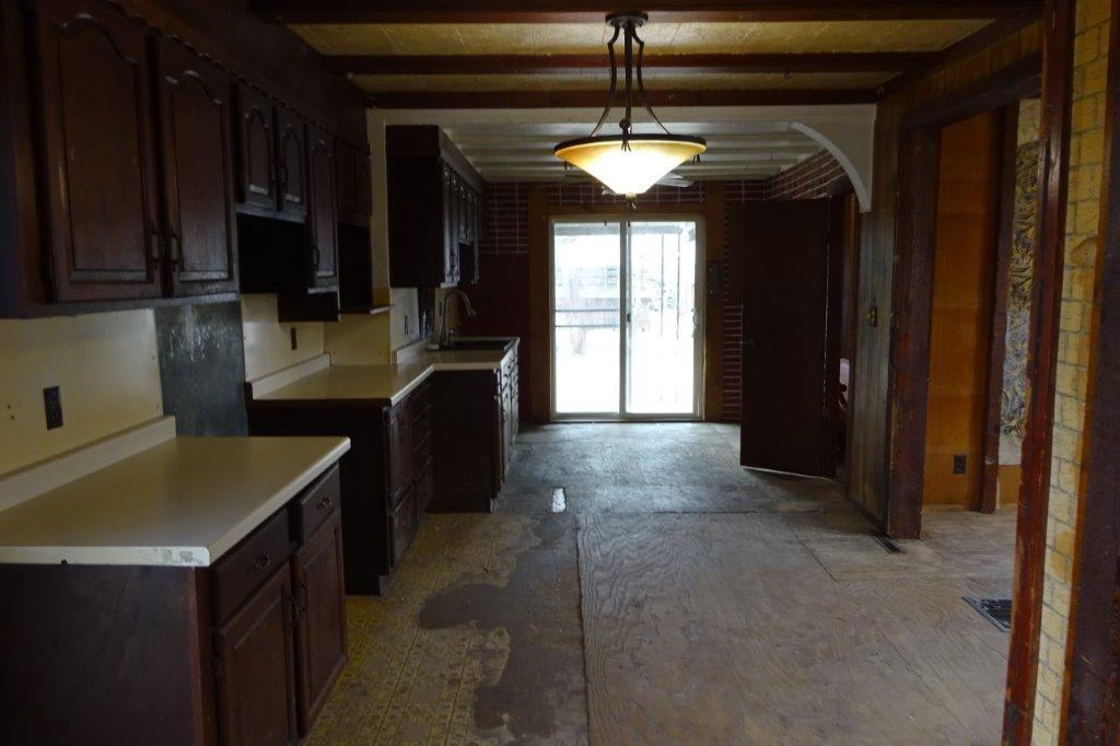 1305 La Crescent Street, La Crosse, Wisconsin image 4