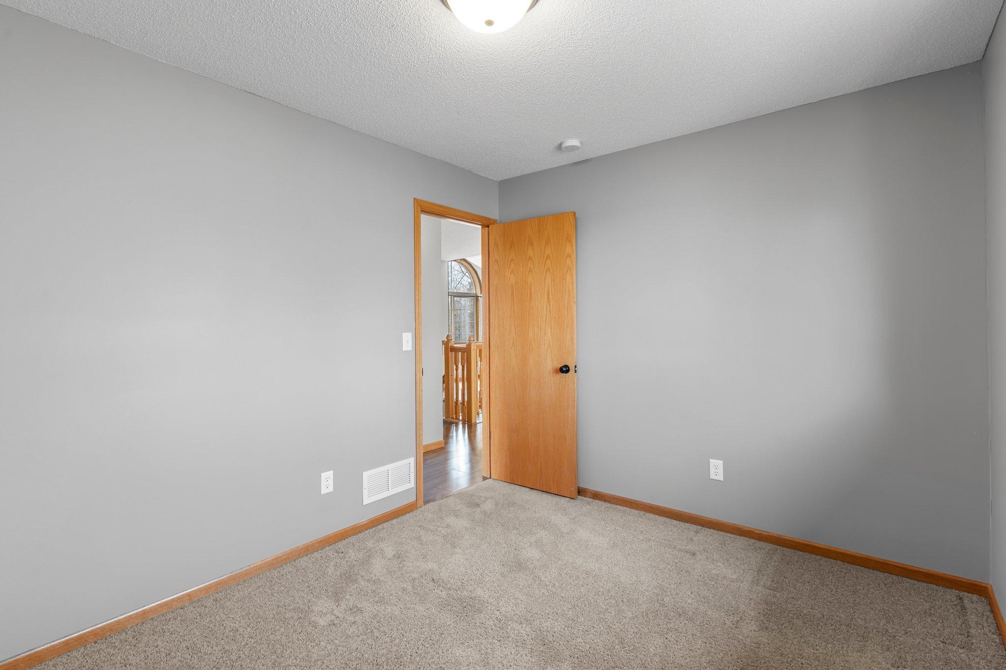 1472 16th Avenue, Cambridge, Minnesota image 16