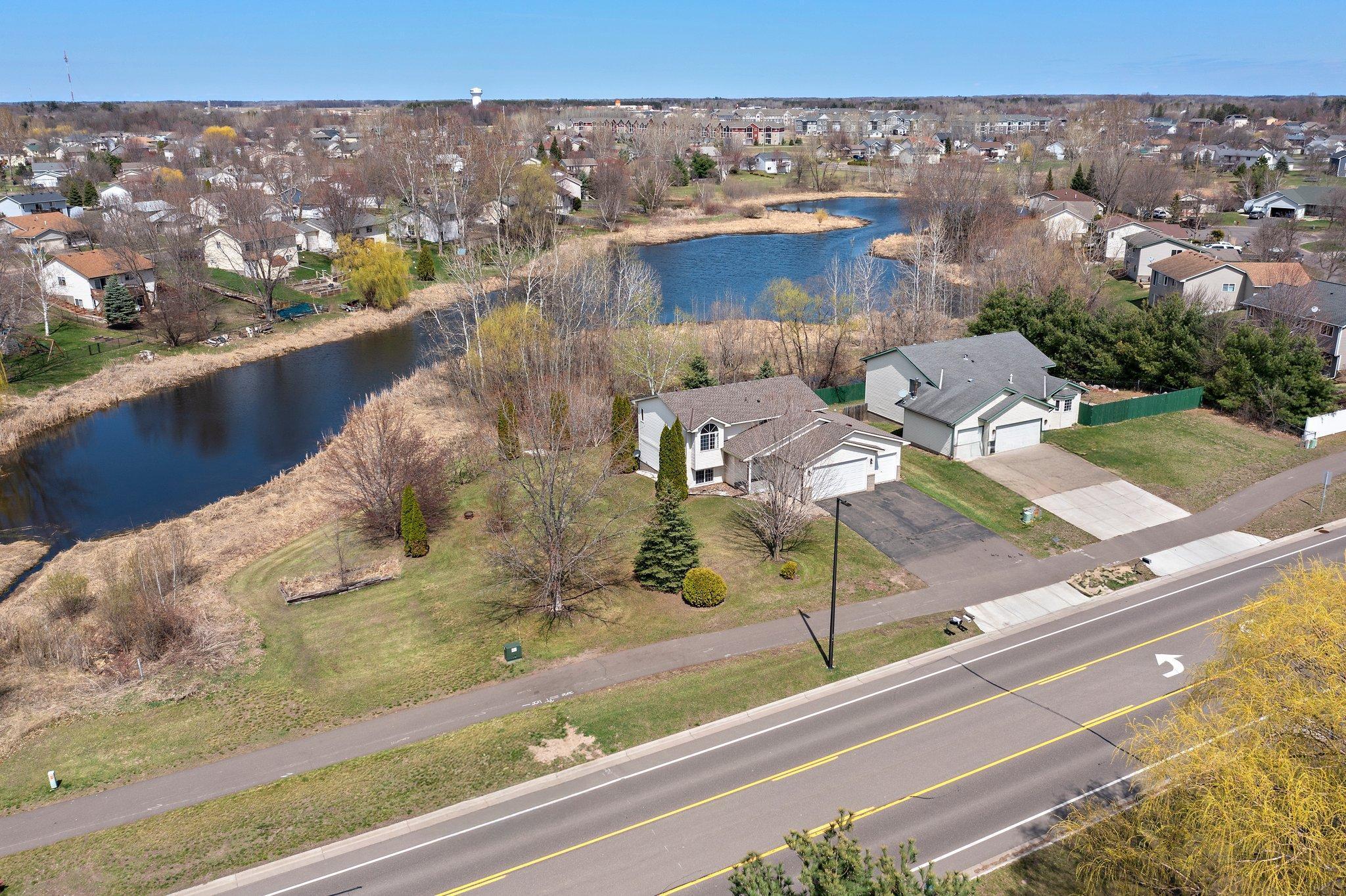1472 16th Avenue, Cambridge, Minnesota image 2