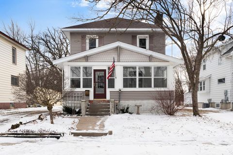 Homes For Sale - 618 4th Avenue<br/> Waseca County, Waseca, MN 56093