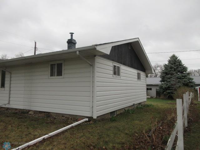 Lidgerwood, North Dakota 58053, United States, 2 Bedrooms Bedrooms, ,2 BathroomsBathrooms,Residential,Pending,60081