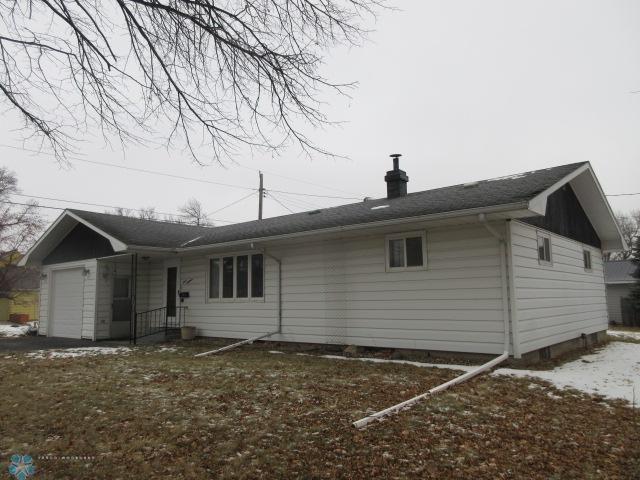 Lidgerwood, North Dakota 58053, United States, 2 Bedrooms Bedrooms, ,2 BathroomsBathrooms,Residential,Pending,60081