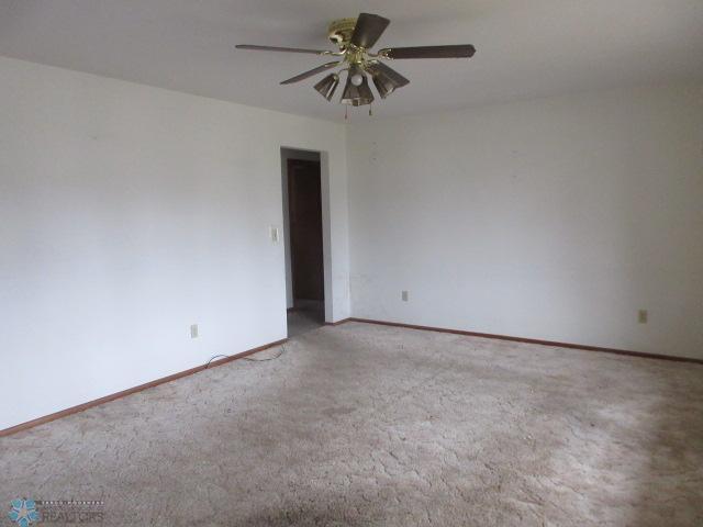 Lidgerwood, North Dakota 58053, United States, 2 Bedrooms Bedrooms, ,2 BathroomsBathrooms,Residential,Pending,60081