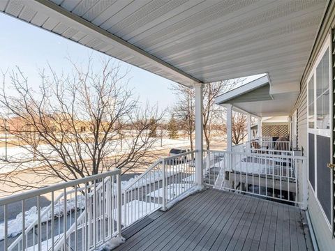 Townhouse For Sale - 2856 Clover Ridge Drive<br/> Chaska, MN 55318