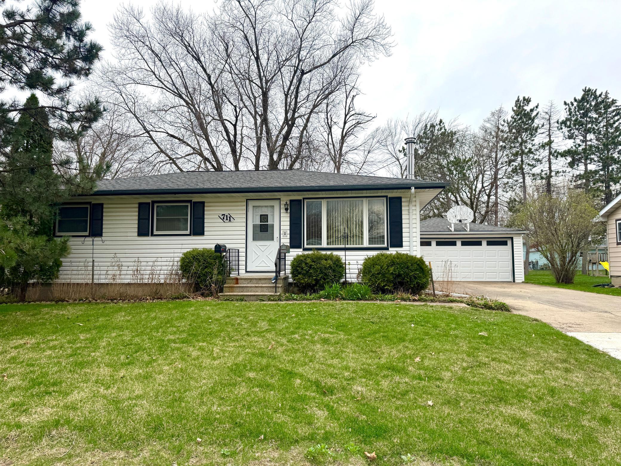 711 5th Avenue, Stewartville, Minnesota image 2