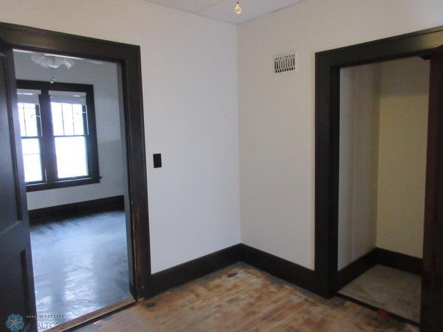 Jamestown, North Dakota 58401, United States, 4 Bedrooms Bedrooms, ,2 BathroomsBathrooms,Residential,Active,95395