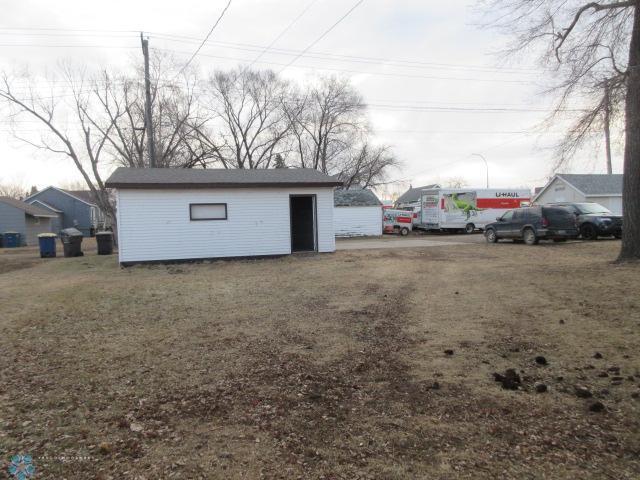Jamestown, North Dakota 58401, United States, 4 Bedrooms Bedrooms, ,2 BathroomsBathrooms,Residential,Active,95395