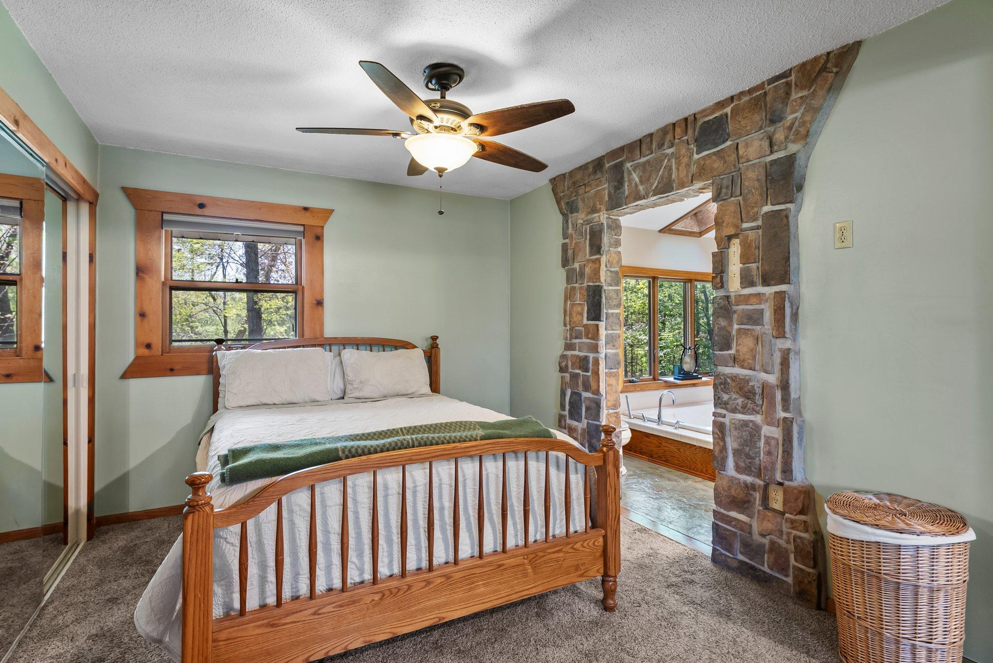 972 Birch Street, Circle Pines, Minnesota image 33