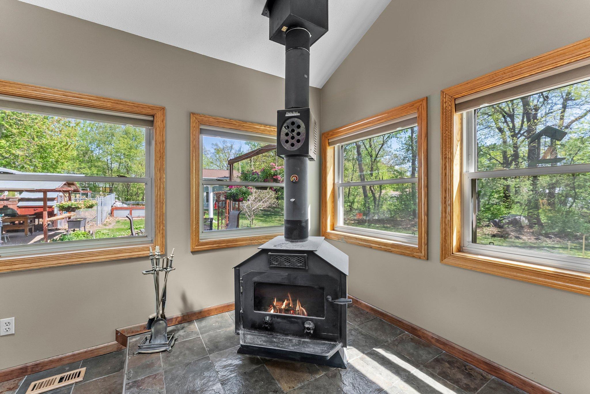 972 Birch Street, Circle Pines, Minnesota image 31