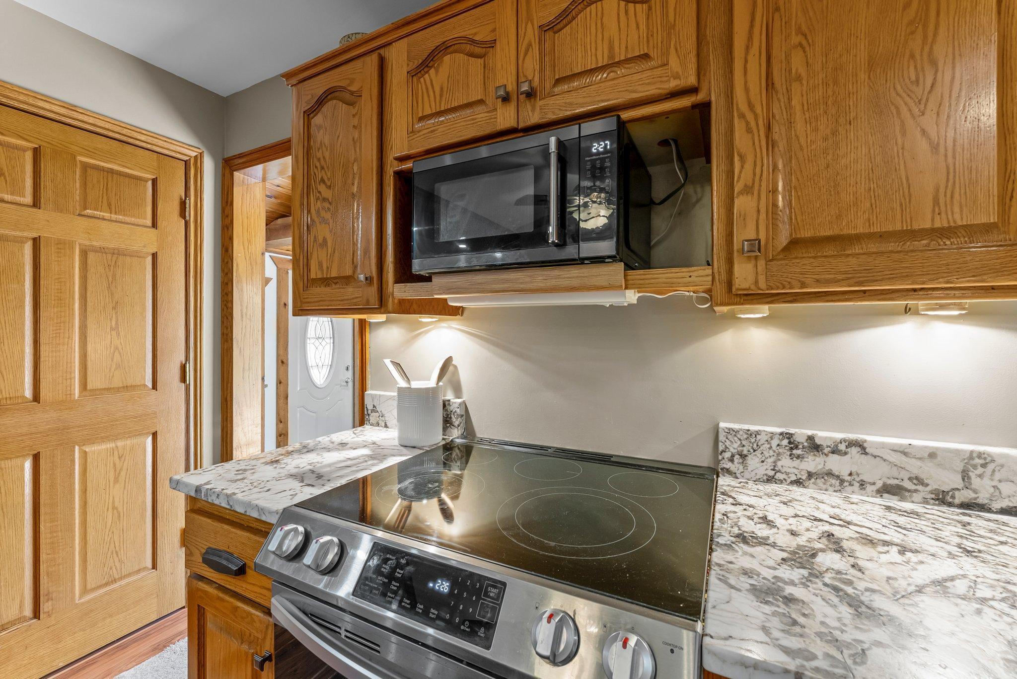 972 Birch Street, Circle Pines, Minnesota image 23