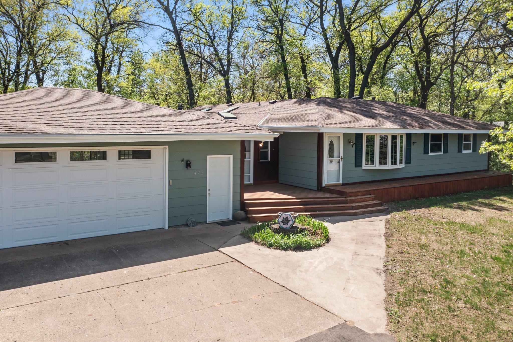 972 Birch Street, Circle Pines, Minnesota image 1