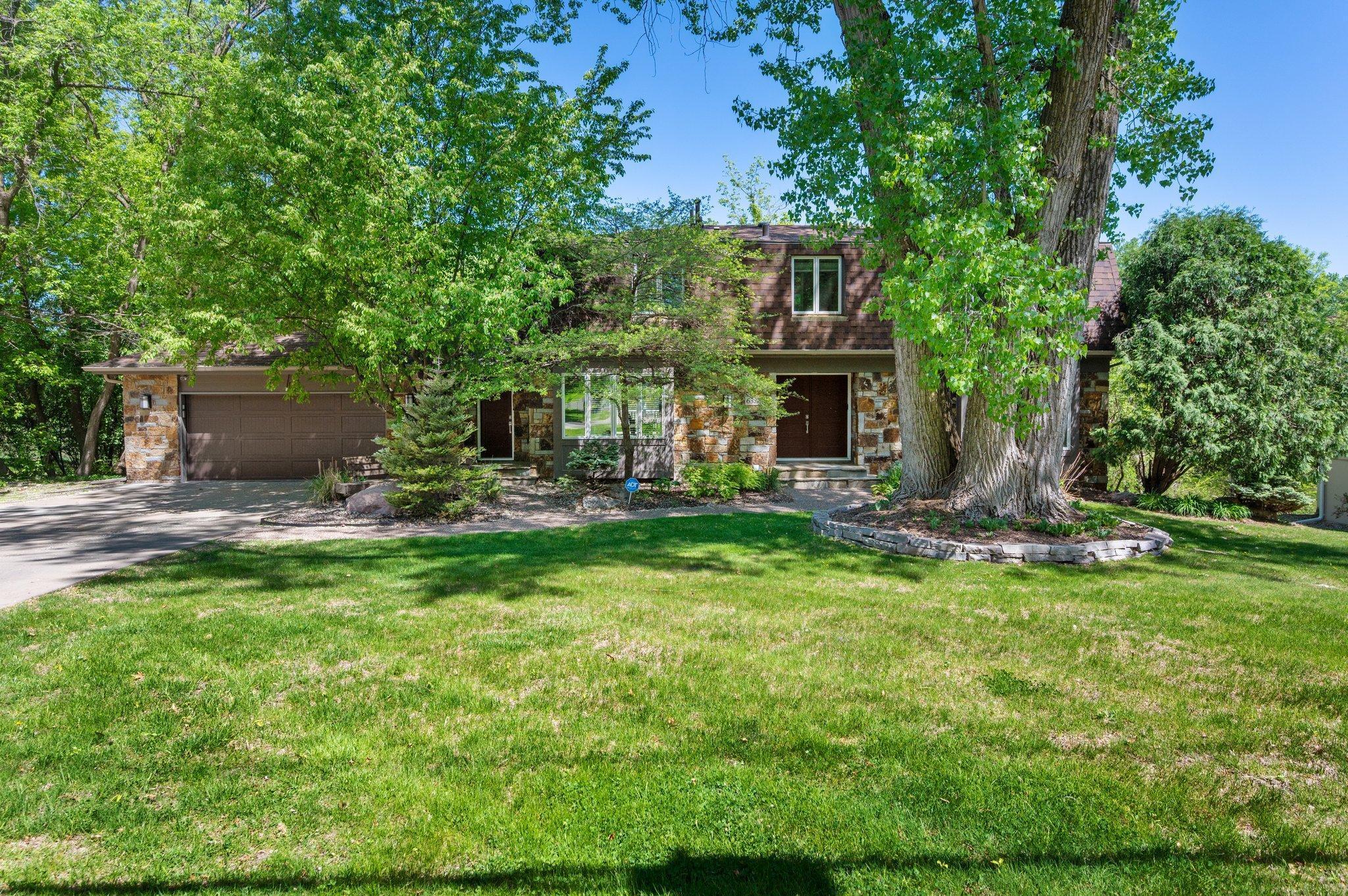 6328 Interlachen Boulevard, Minneapolis, Minnesota image 2