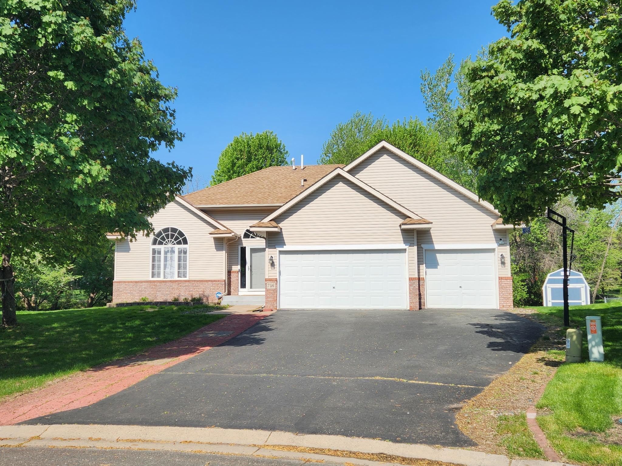 746 107th Court, Minneapolis, Minnesota image 2