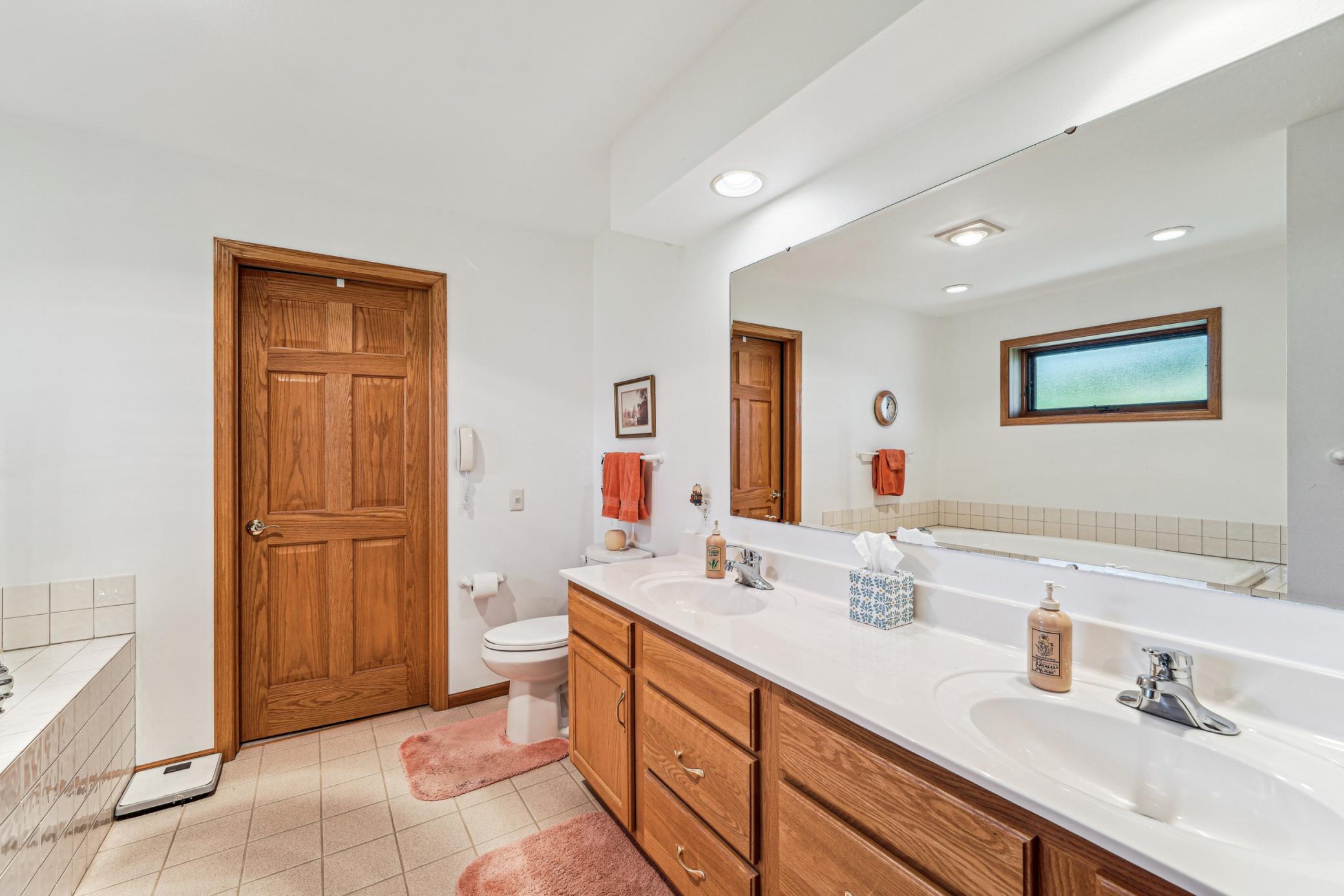 2090 Knollwood Drive, Fairmont, Minnesota image 19