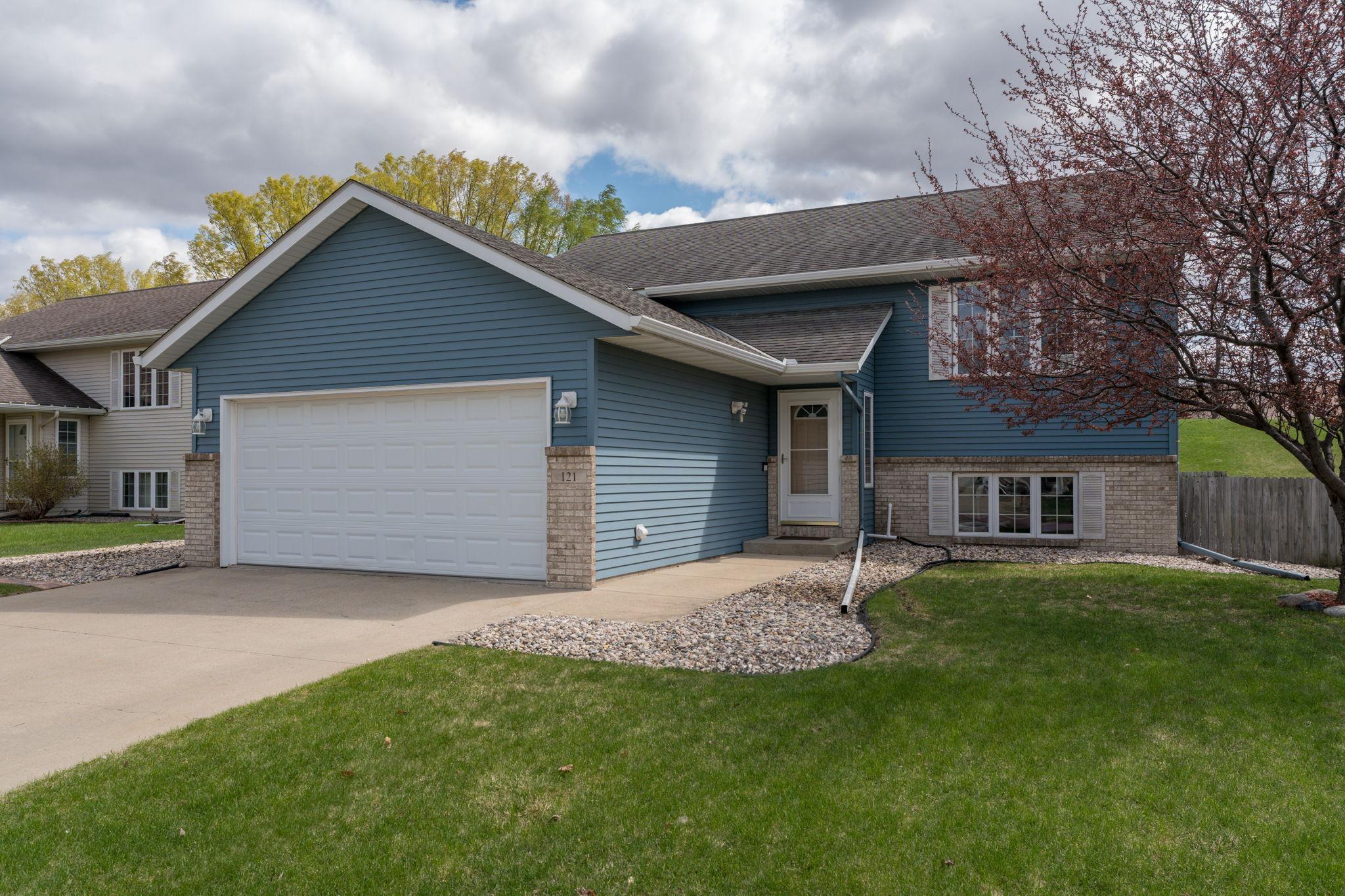 121 Torrey Pines Court, Mankato, Minnesota image 3