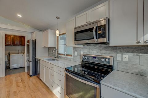 Homes For Sale - 14334 Upper 56th Street<br/> Stillwater, MN 55082