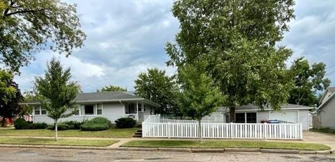 Homes For Sale - 556 Minnesota Street<br/> Winona County, Winona, MN 55987