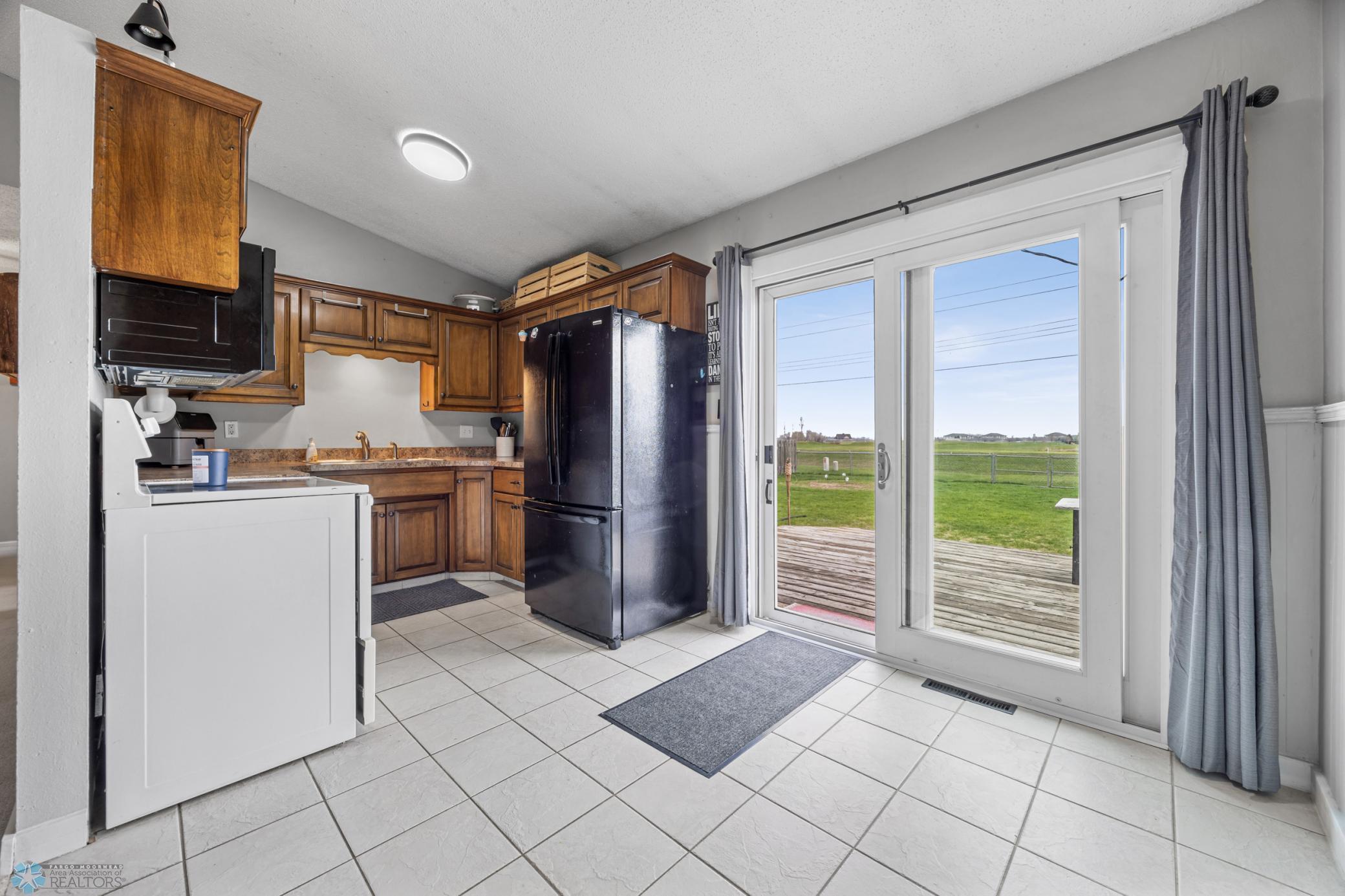 814 Rensvold Boulevard, Moorhead, Minnesota image 8