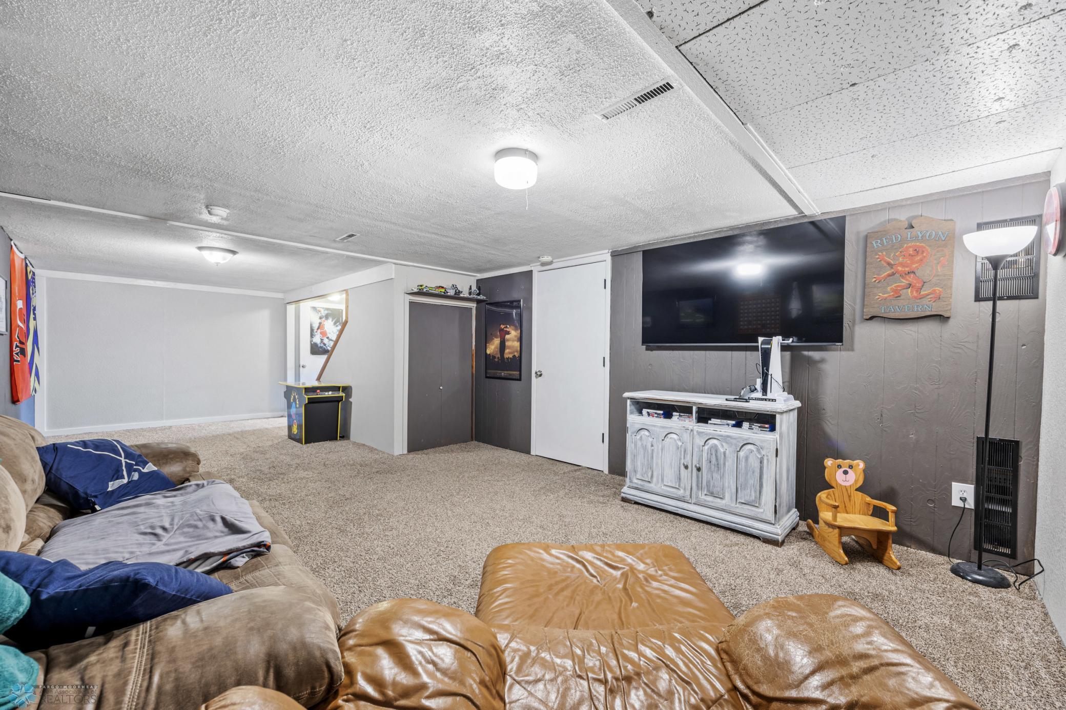 814 Rensvold Boulevard, Moorhead, Minnesota image 21