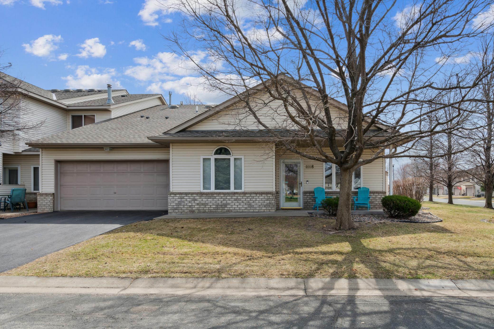 1118 Crystal Place, Chaska, Minnesota image 3