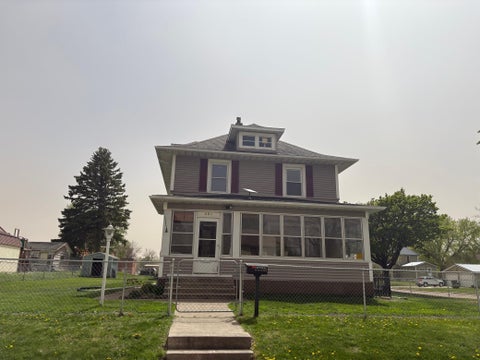 Homes For Sale - 602 7th Avenue<br/> Saint James, MN 56081