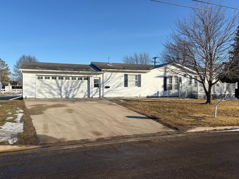 Homes For Sale - 800 Montana Ave<br/> Swift County, Benson, MN 56215