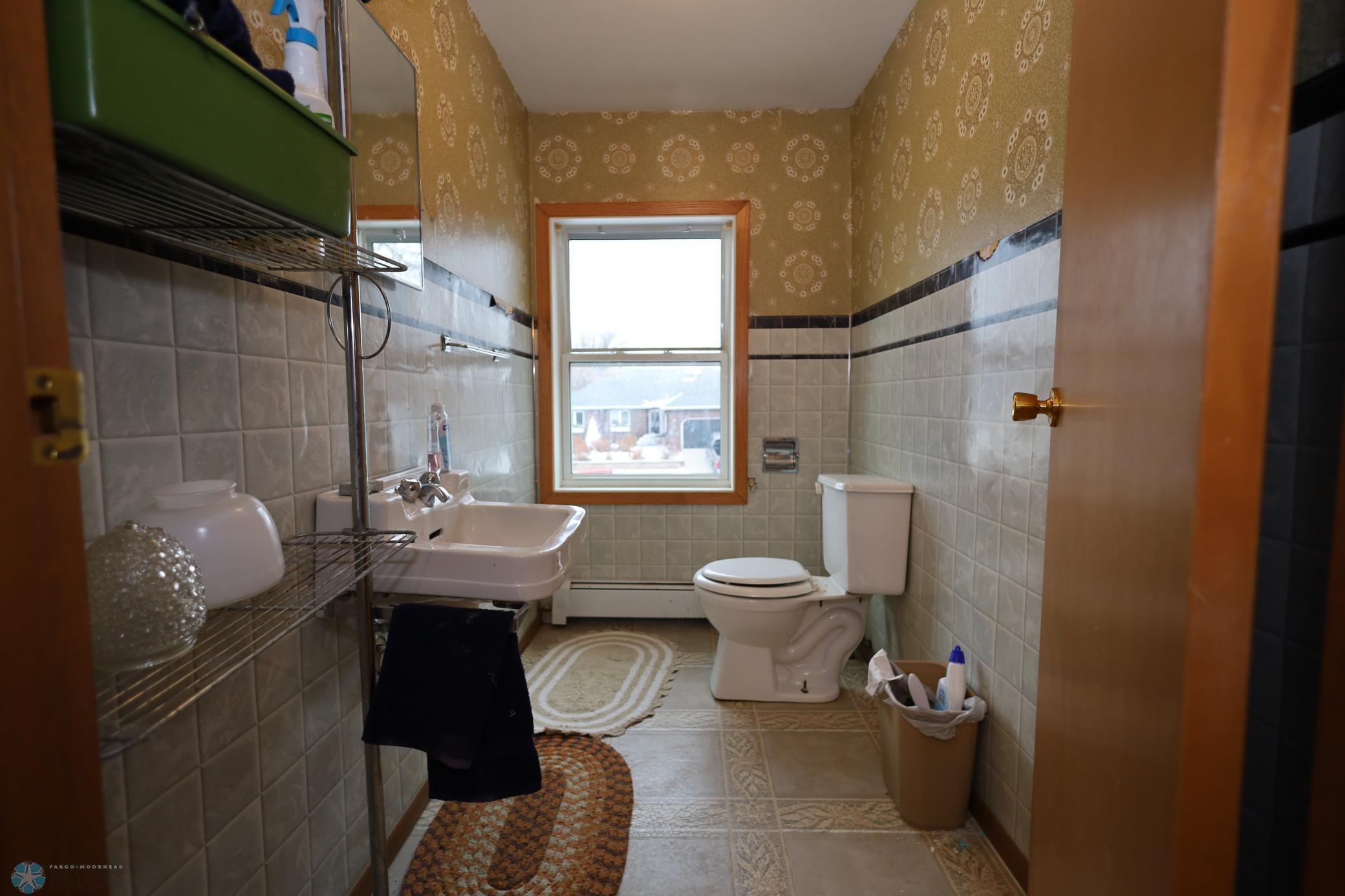 215 3rd Street, Hillsboro, North Dakota image 15