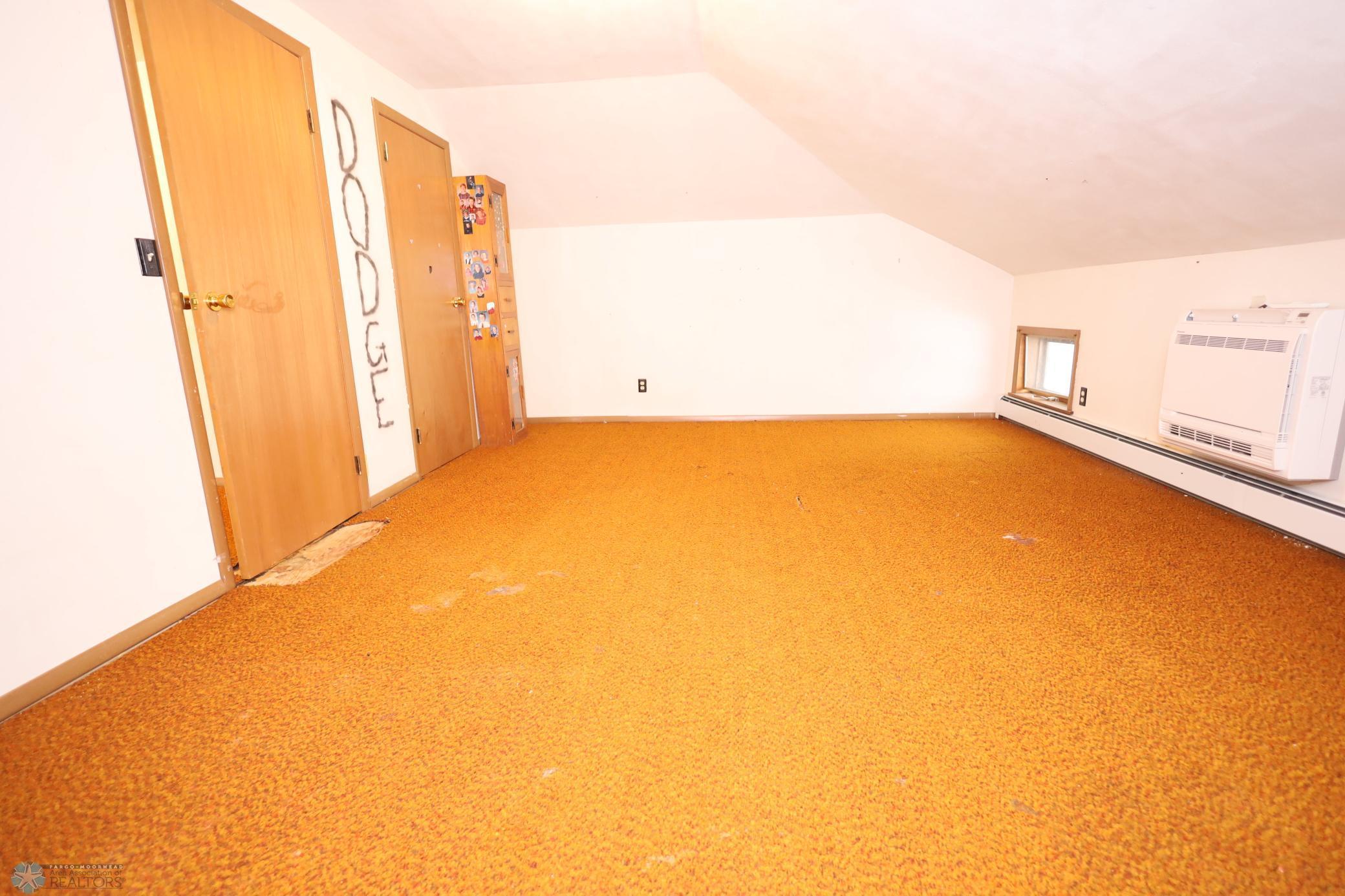 215 3rd Street, Hillsboro, North Dakota image 16