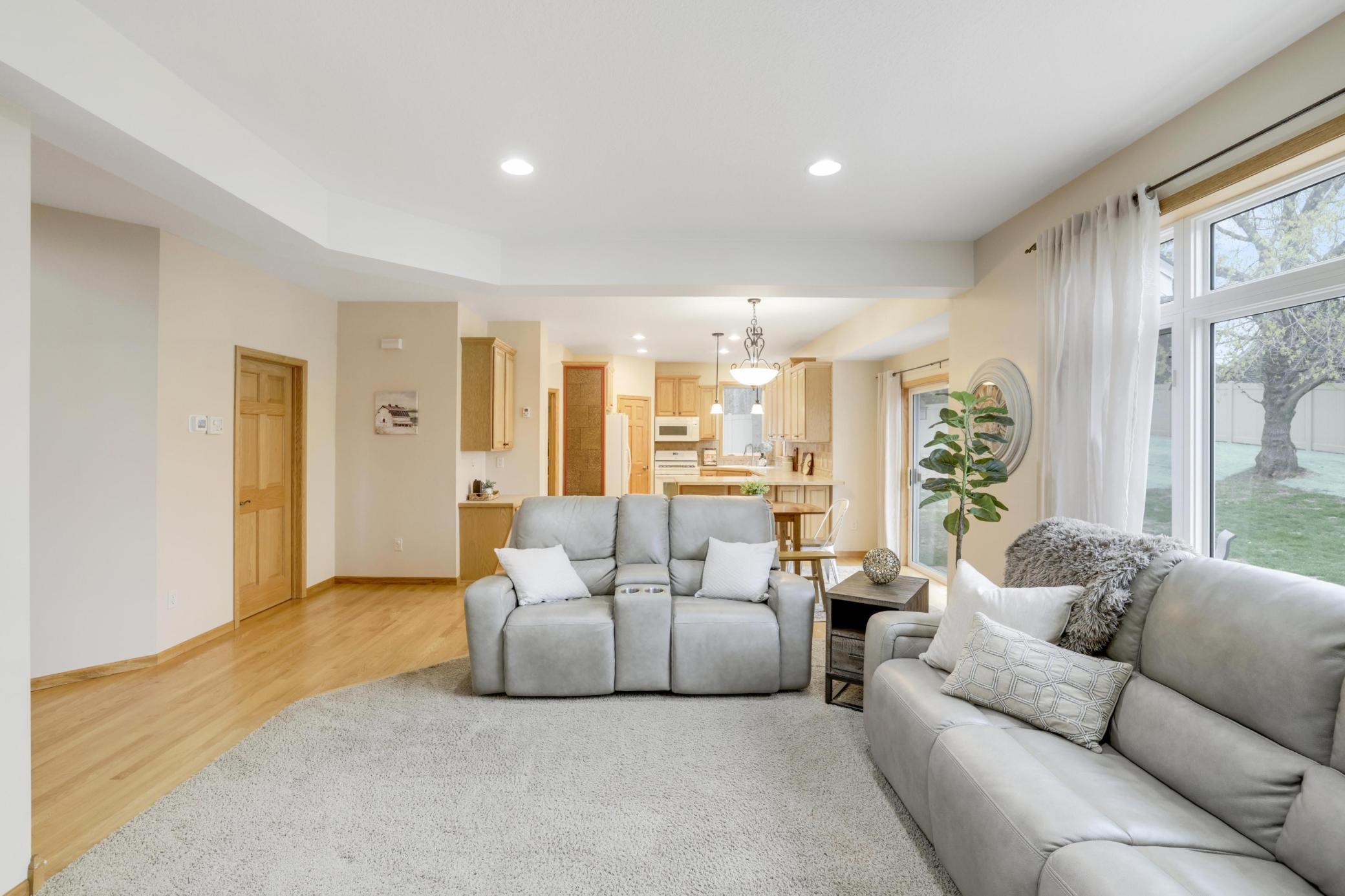 562 Hillside Drive, Prescott, Wisconsin image 11