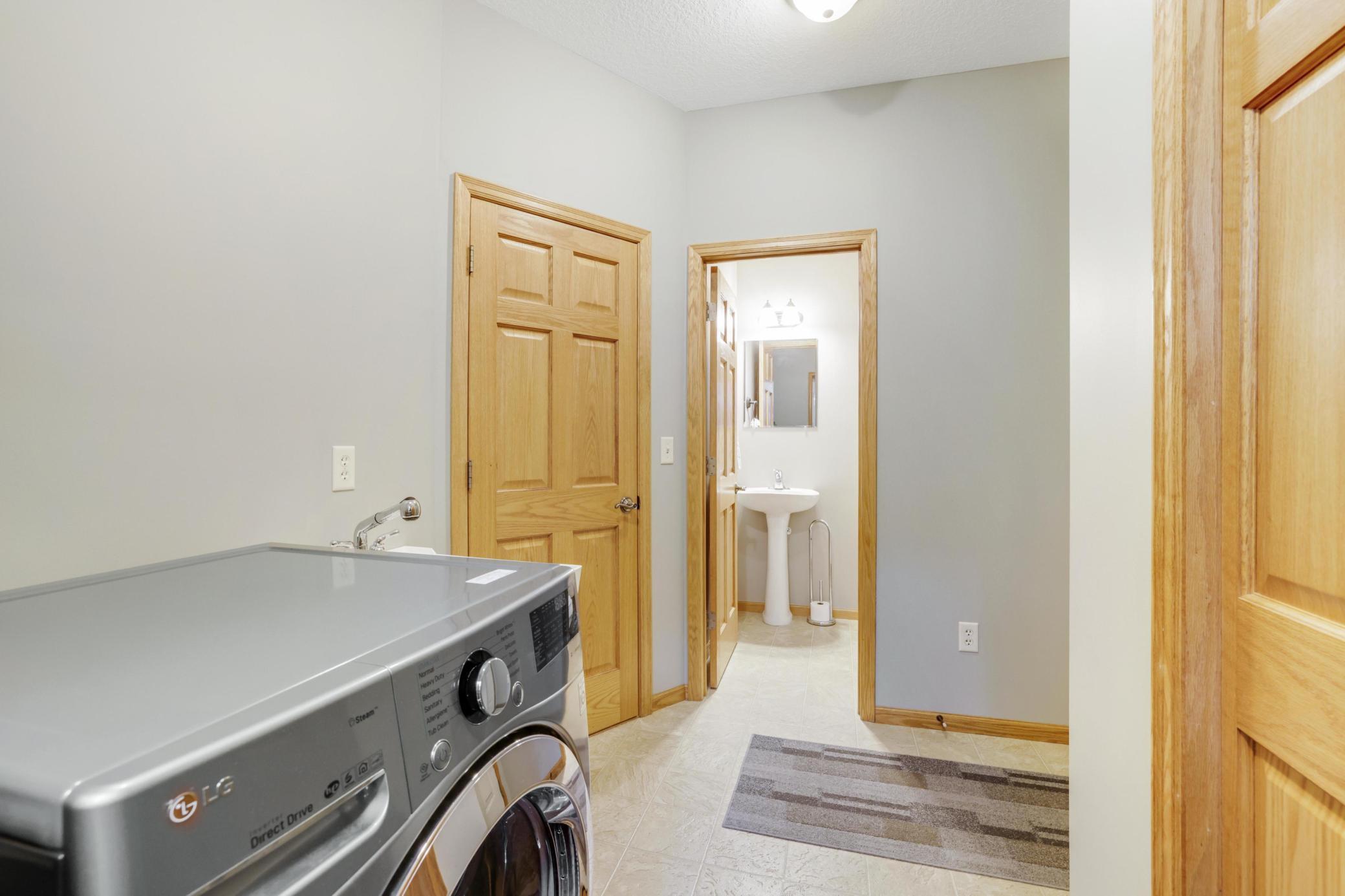 562 Hillside Drive, Prescott, Wisconsin image 10