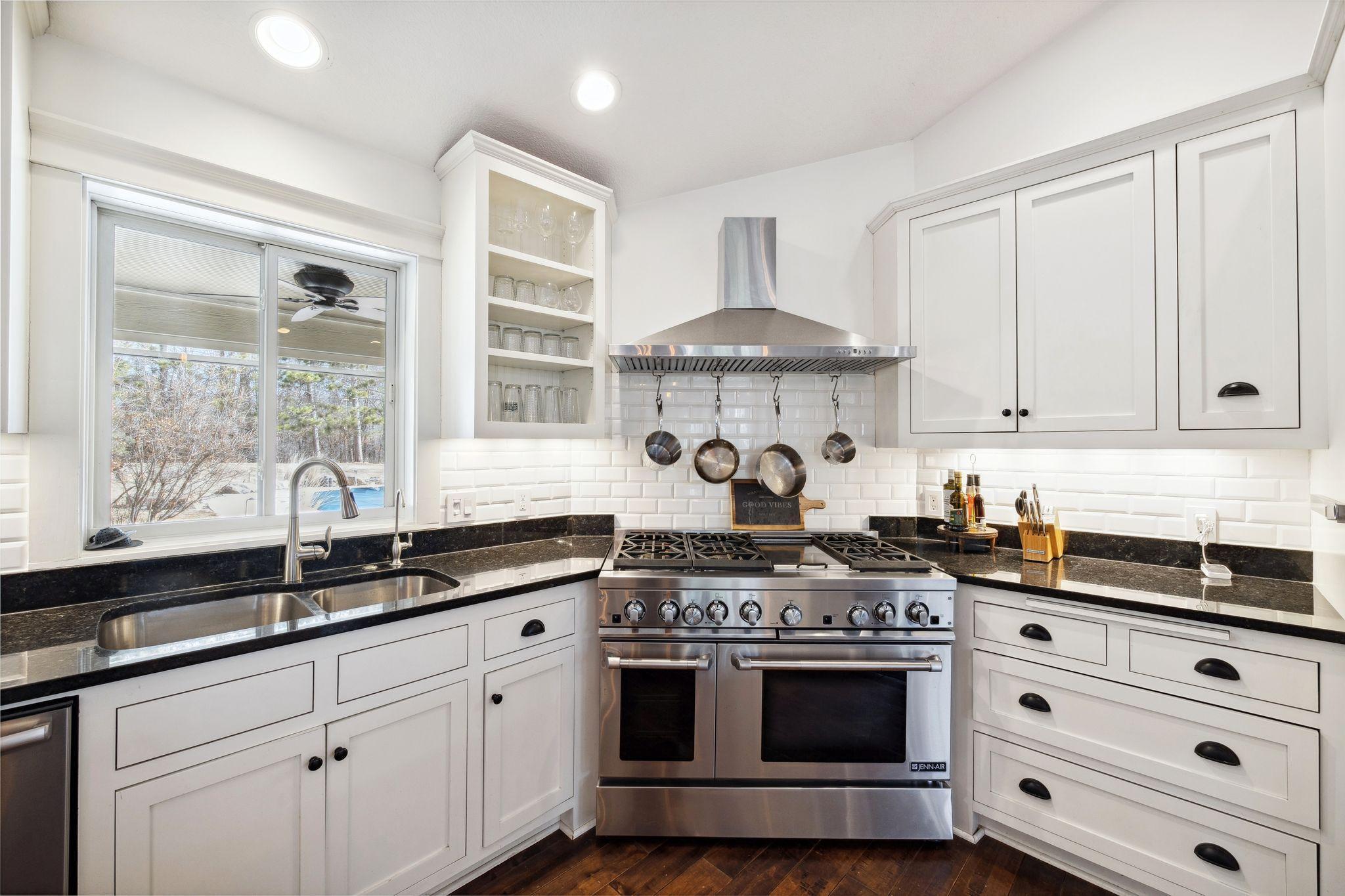 2650 Fox Street, Wayzata, Minnesota image 30