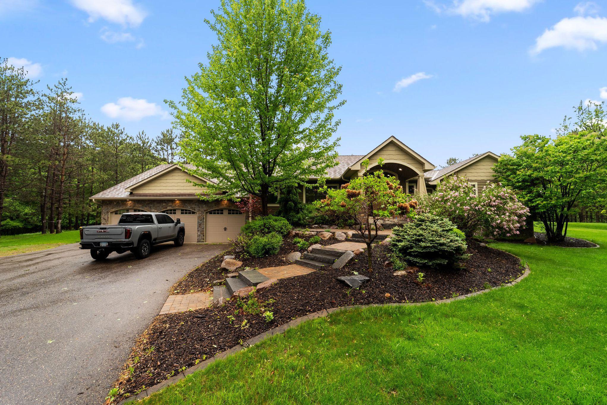 2650 Fox Street, Wayzata, Minnesota image 2