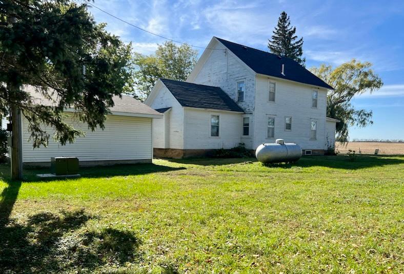 43788 480th Avenue, Windom, Minnesota image 2