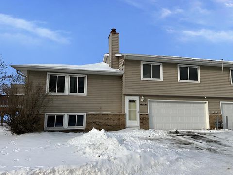 Multifamily For Sale - 6116 64th Avenue<br/> Brooklyn Park, MN 55429