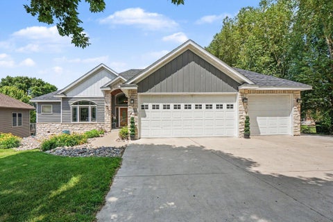 Homes For Sale - 301 9th Street<br/> New Prague, MN 56071