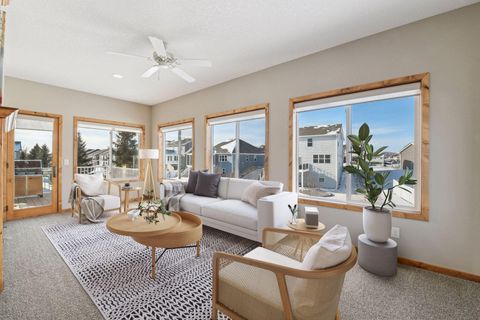 Townhouse For Sale - 1312 Shadywood Lane<br/> Carver County, Waconia, MN 55387