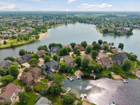 Homes For Sale - 2960 122nd Court<br/> Minneapolis, MN 55449