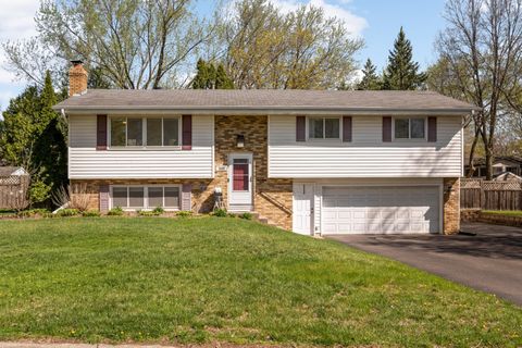Homes For Sale - 2600 E 121st Street<br/> Burnsville, MN 55337