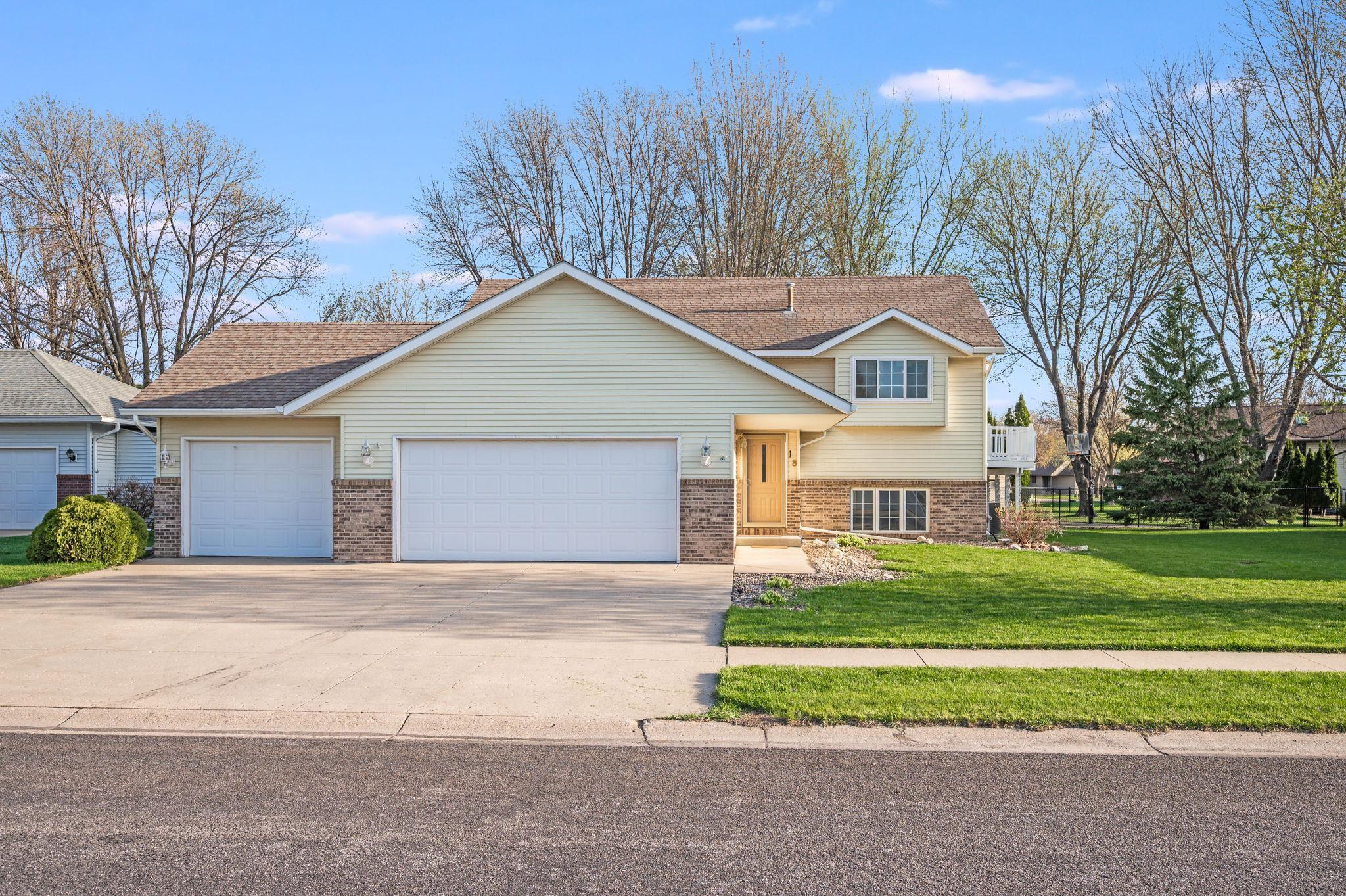 18 La Mar Ct North Mankato Mn-1.jpg