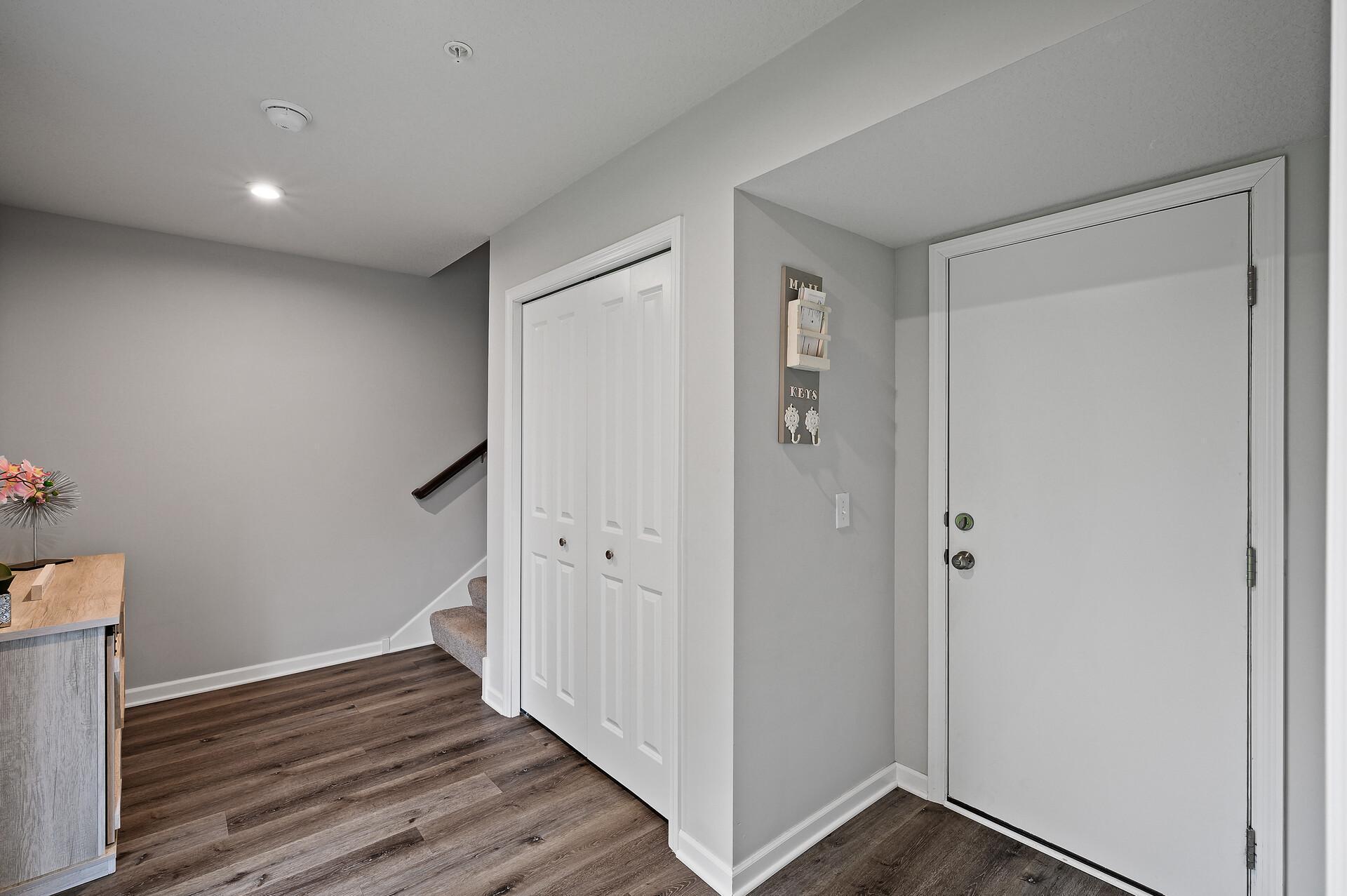 6657 Jody Avenue, Cottage Grove, Minnesota image 31