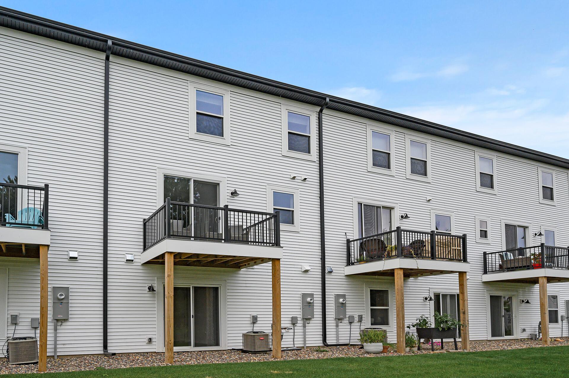 6657 Jody Avenue, Cottage Grove, Minnesota image 33
