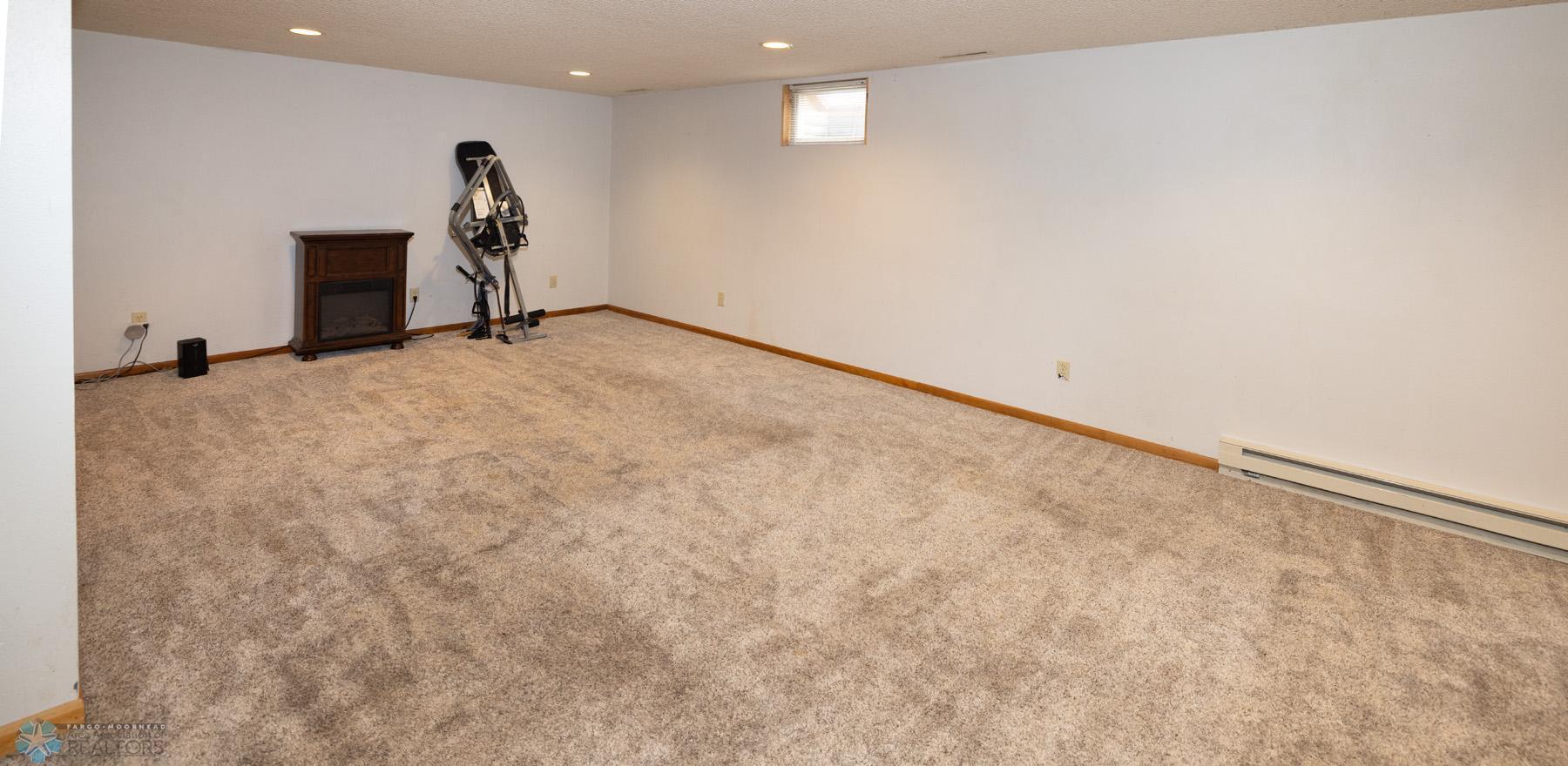 1124 24th Avenue, Moorhead, Minnesota image 20