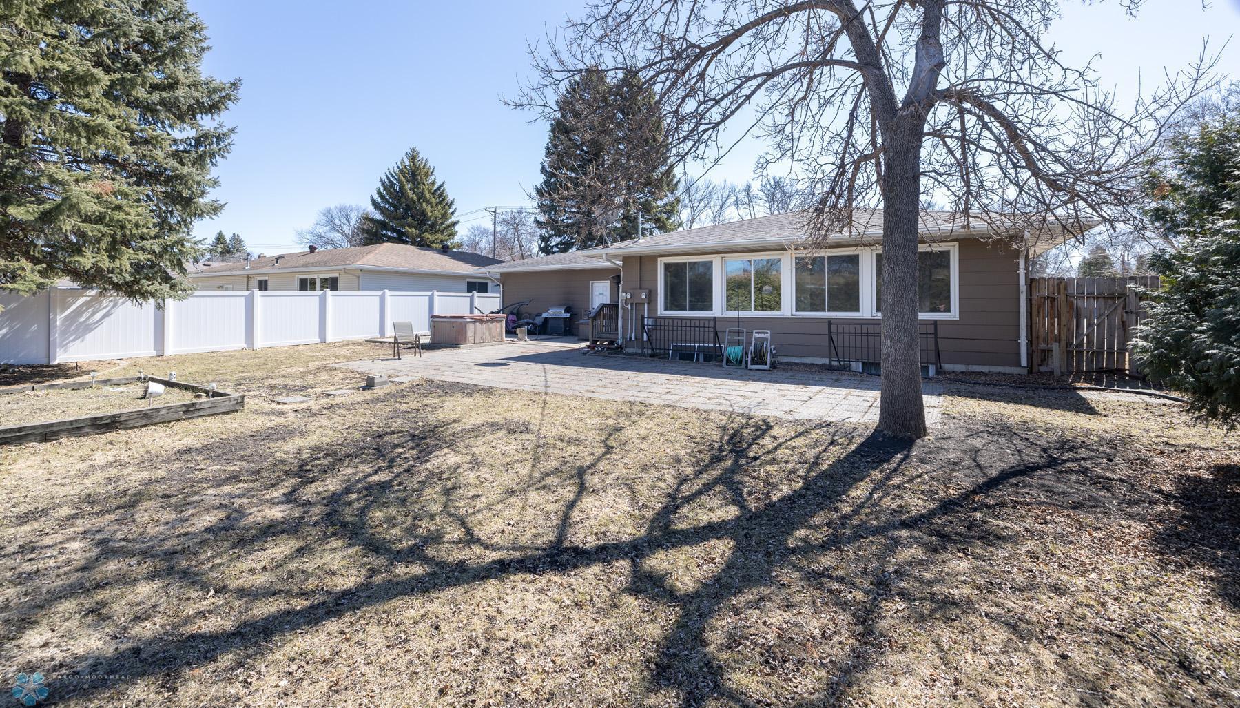 1124 24th Avenue, Moorhead, Minnesota image 29