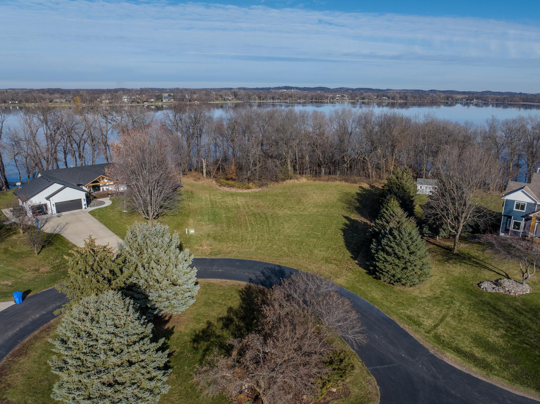 114 E Bay Drive, Madison Lake, Minnesota image 4
