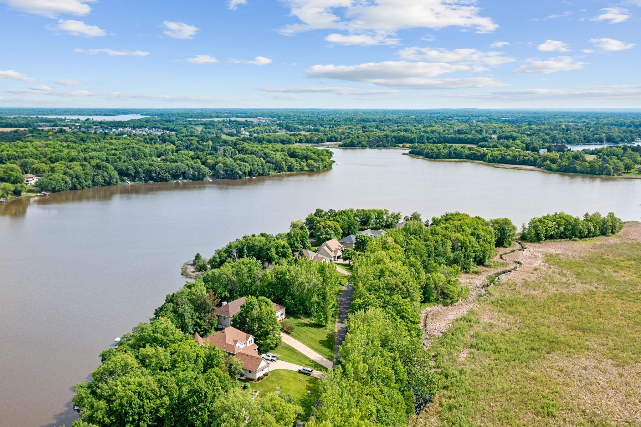 11200 Lake Point Drive, Chisago City, Minnesota image 9