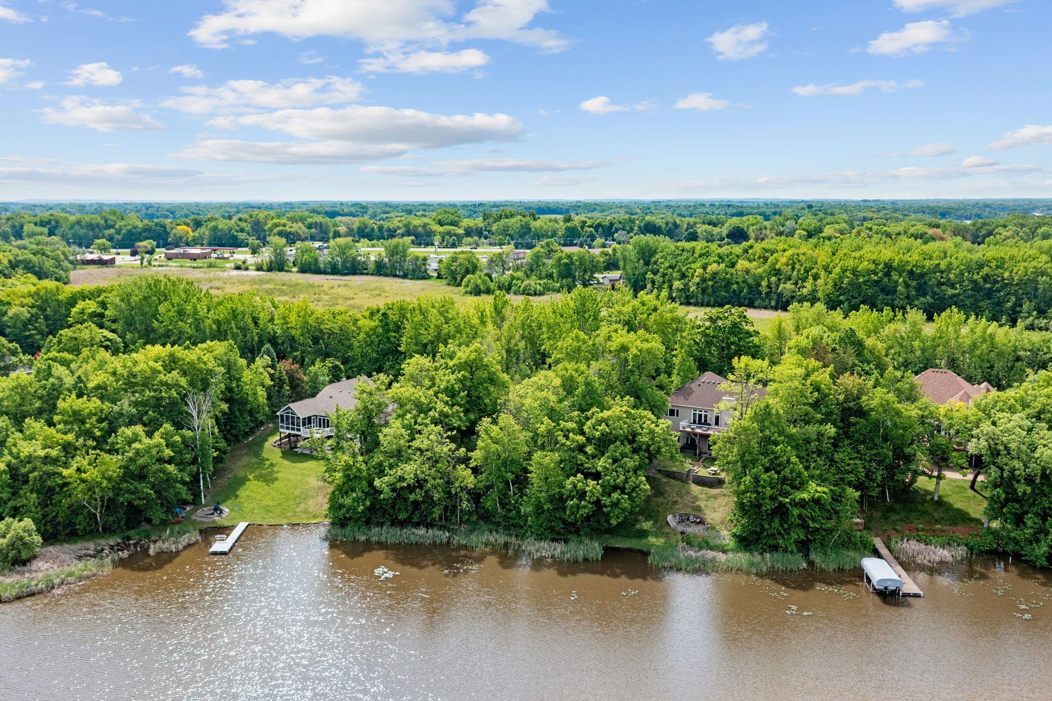11200 Lake Point Drive, Chisago City, Minnesota image 4