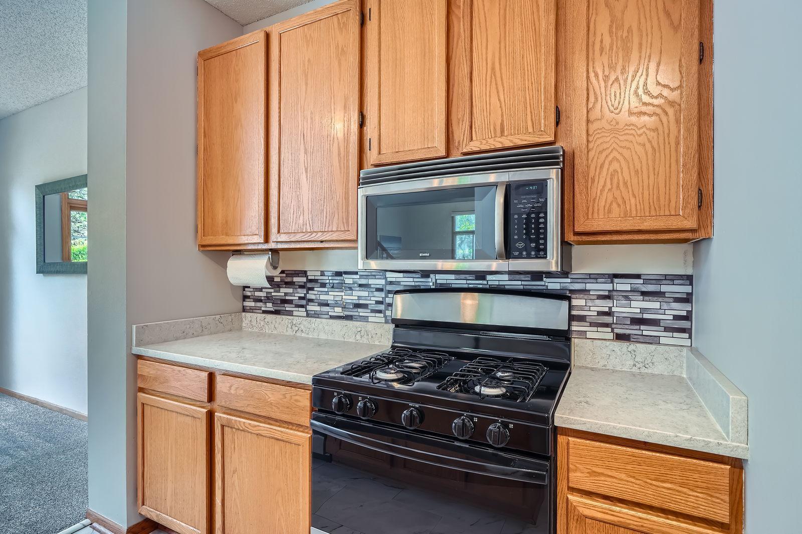 17908 Cobblestone Way, Eden Prairie, Minnesota image 13