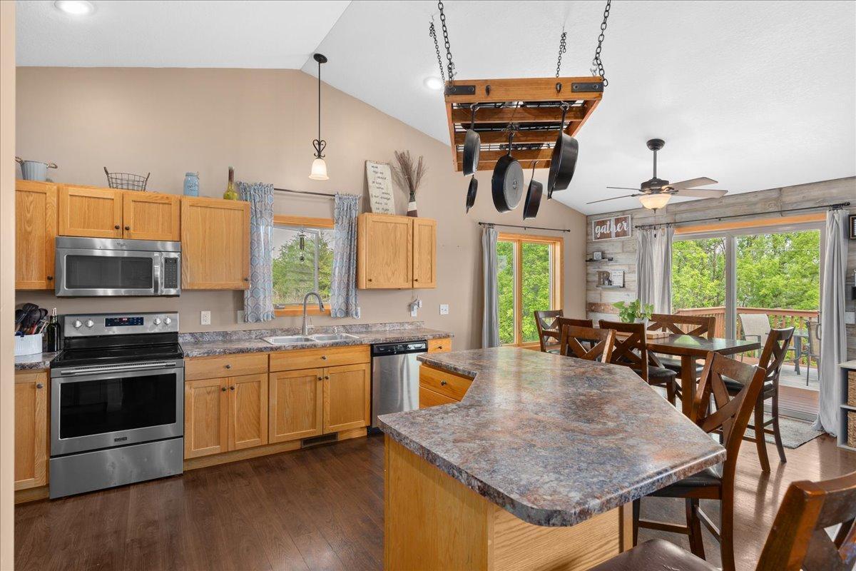 1489 94th Street, New Richmond, Wisconsin image 6